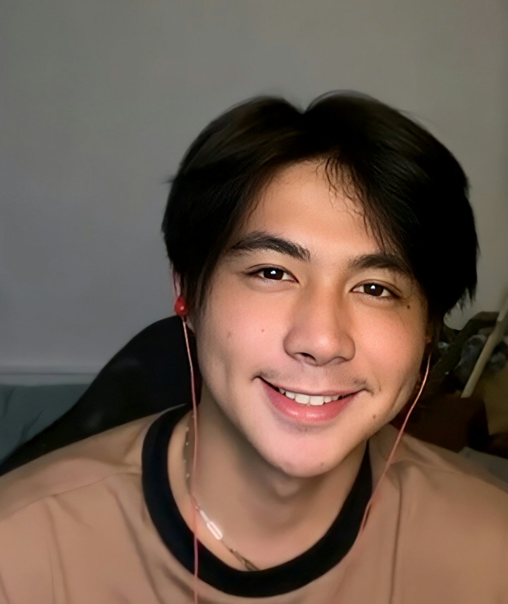 PaoBlueCarrots's tweet photo. Here's some photos from Paolo's live!😣💙

Still live on Kumu!👀
📎https://t.co/o7ZRo80LkM

#PaoloAlcantara | @paoloalcantara_ https://t.co/OTPEFJwmFy