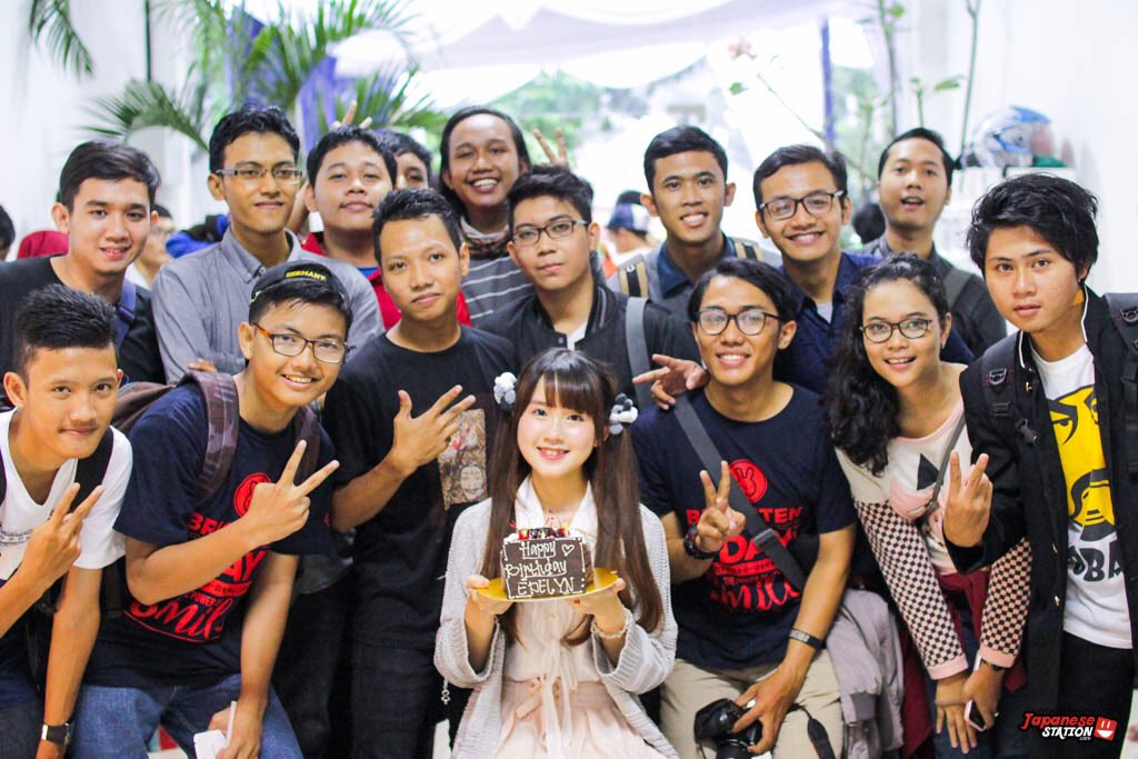 fialamsyah's tweet photo. @edelynlyn Masih setia menjadi #TeamPoni Del 🤞 https://t.co/rC7yI2zvyN
