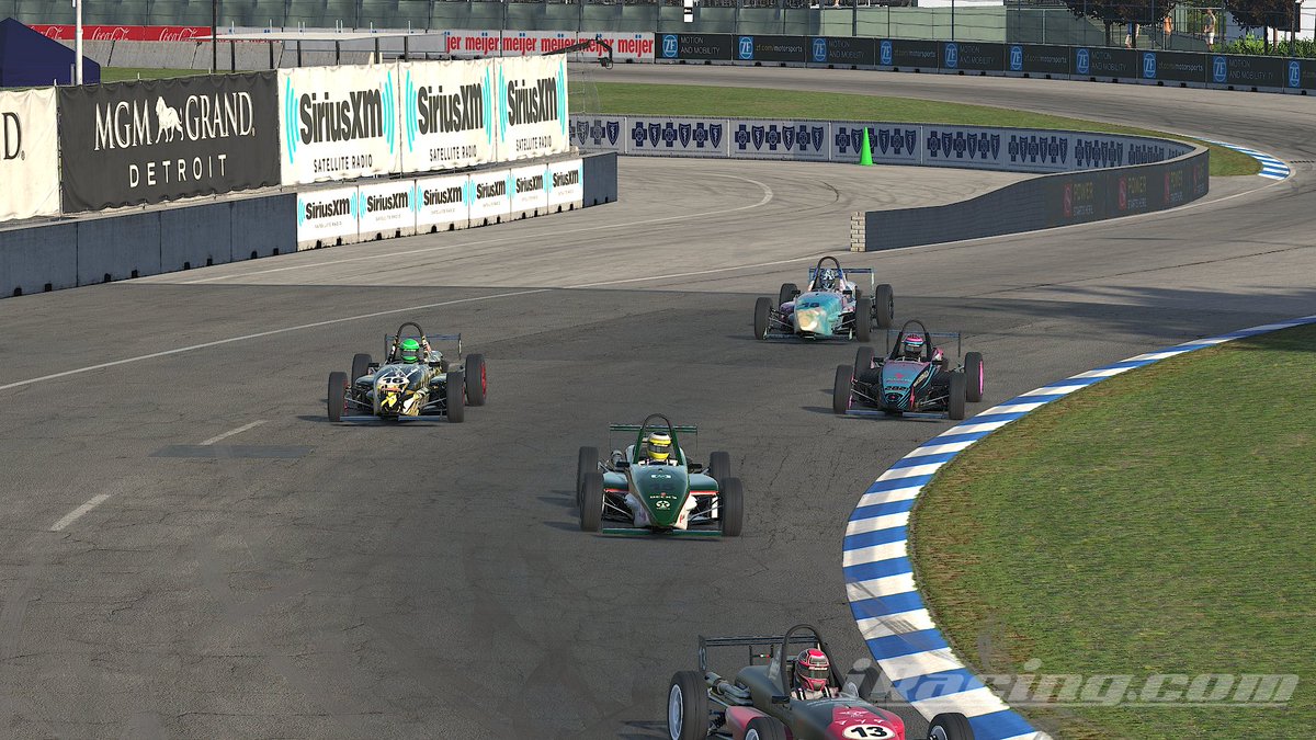 KOKURA_TEIWAZ's tweet photo. SBRS S3 W8 Belle Isle(Detroit)
SoF4309 Q16->R12 87pts
iR2799(+15)
減速Gを減らしてボトムスピートを上げるコーナリングを訓練していますが、今までの感覚では全く掴めません…
#iRacing #SkipJack2115 https://t.co/siijC76VZ0