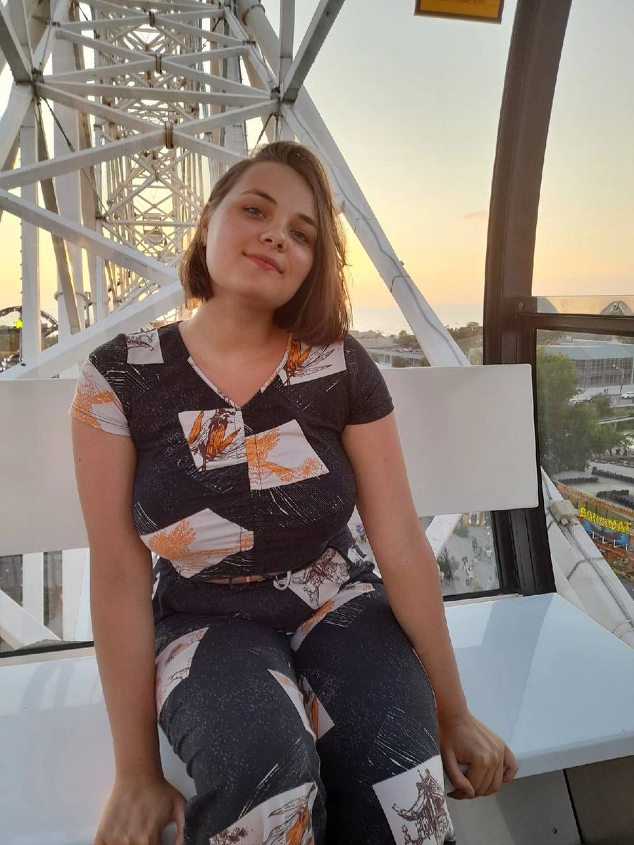 CaVitory's tweet photo. Sometimes you just need to let go of everything and look at the world around you🌌
#NFTfamily https://t.co/ZE63V2AQfO