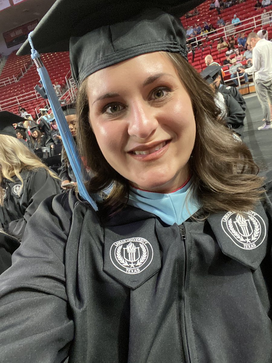 MrsStephens1215's tweet photo. M.Ed. Has a nice ring to it #LamarUGrad2022 https://t.co/hYpGOS9j9k