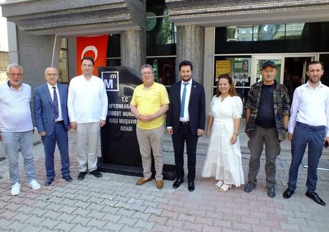ismailakar03's tweet photo. Afyon Gazeteciler Cemiyeti ASMMO ziyareti... https://t.co/9vzYYFc4CS