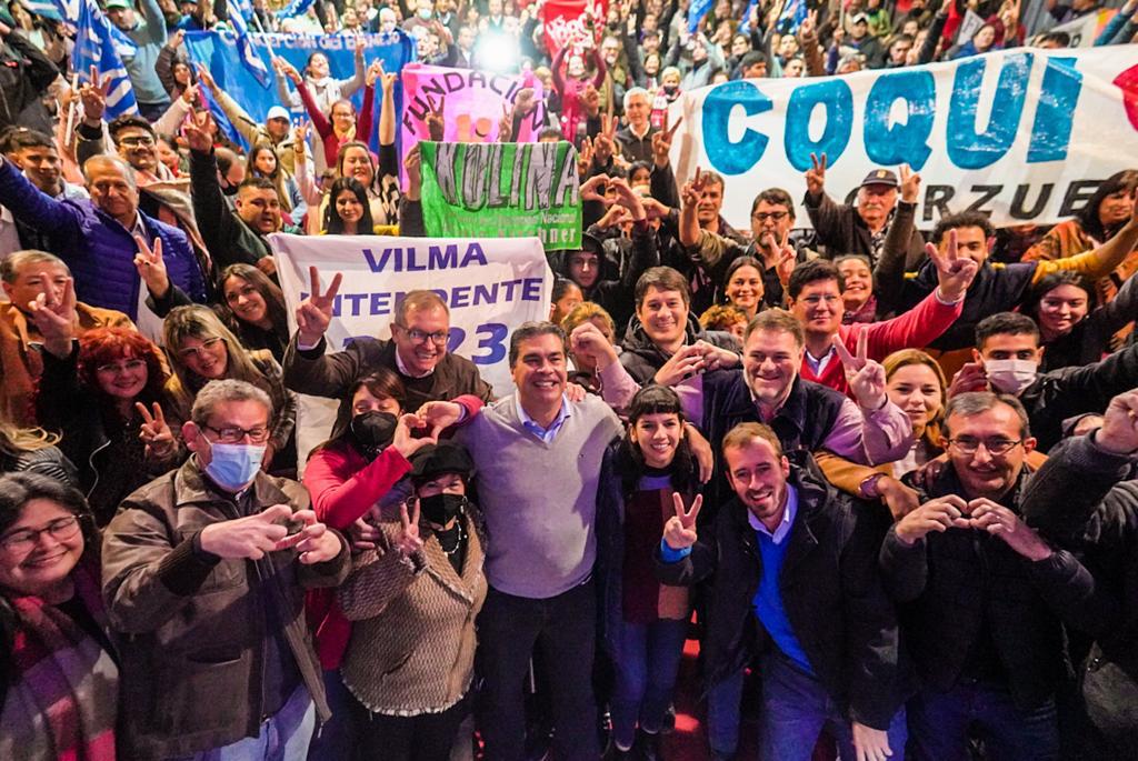 ¡2° Congreso del Frente de Todos Chaco! ❤ 

Para seguir construyendo el país que nos merecemos necesitamos un pueblo unido, con conciencia nacional, popular, social y democrática. Que sea capaz de defender los derechos y promoverlos con consenso social.