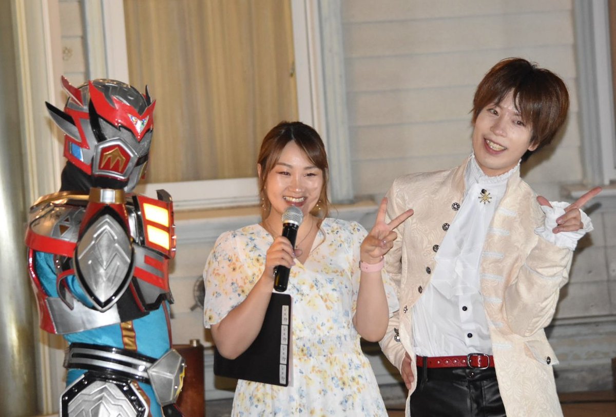kai0329akita's tweet photo. 無事に帰宅🏘️
横手納涼ビアガーデン最終日&舘合公民館、ライブ2連チャン楽しかった😁💕
撮った写真を数えたらまさかの2000枚越え!!!
いい写真ばかりなので明日また載せますね🎵
#相場詩織
#神崎りく
#つむぎ
#sphia
#佐藤陽
#シャイニンガー
#納涼ビアガーデン
#横手イースト
#舘合公民館 https://t.co/8aYEQt3KLl