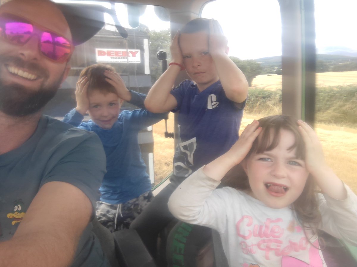 Tractor cab Macarena #starcamps