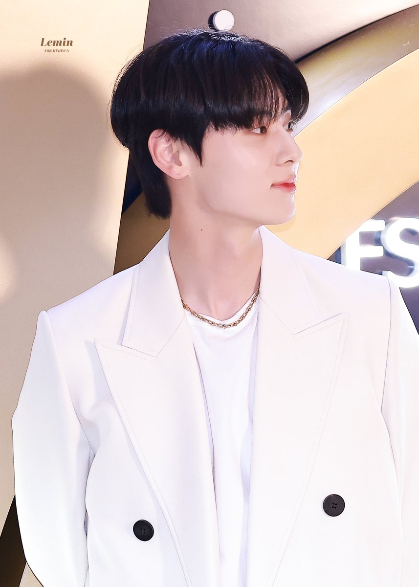 lemin89's tweet photo. 220804 에스티로더✨

#황민현 #민현  
#MINHYUN #HWANGMINHYUN https://t.co/gBFq5YC5ub
