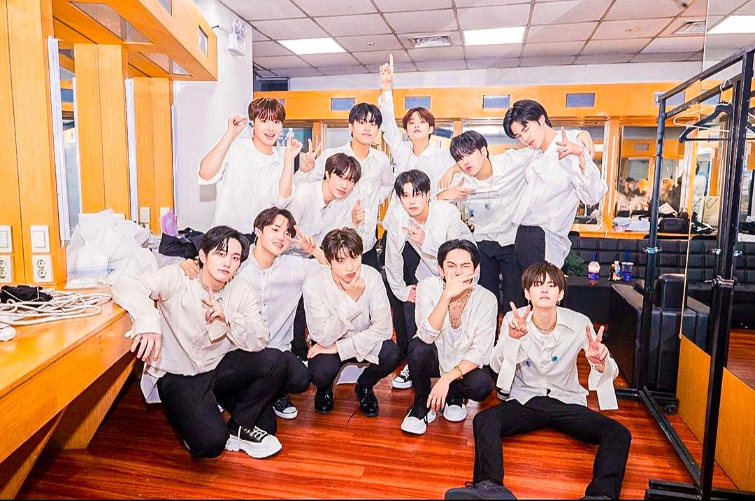 indietrs's tweet photo. ⋆⁺₊⋆ ☾ happy 2nd anniversary treasure ☽ ⋆⁺₊⋆

#TREA2URE_ANNIVER2ARY_2022 
#열두개의_보석_트레저_2주년 https://t.co/5FfkPRB5JP