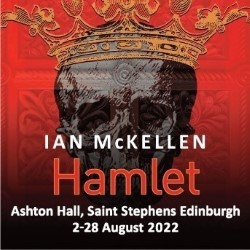 REVIEW: Hamlet with Ian McKellen ★★★★★ "Thank the theatrical Gods that McKellen takes such an obvious and profound glee in engaging with dramatic variety" #EdFringe broadwaybaby.com/shows/hamlet-w…