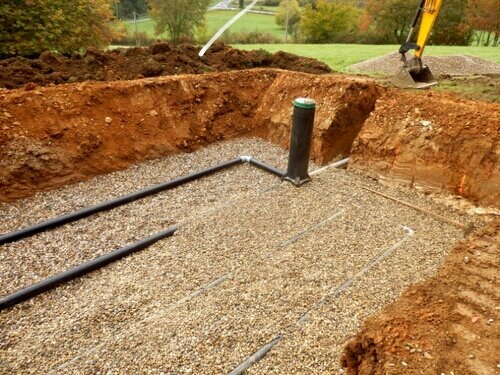 EbohDoutimi's tweet photo. Who asked about embankments(dyke ) and earthen Fish ponds for catfish culture? 
There it is. https://t.co/gmP7RnePKC