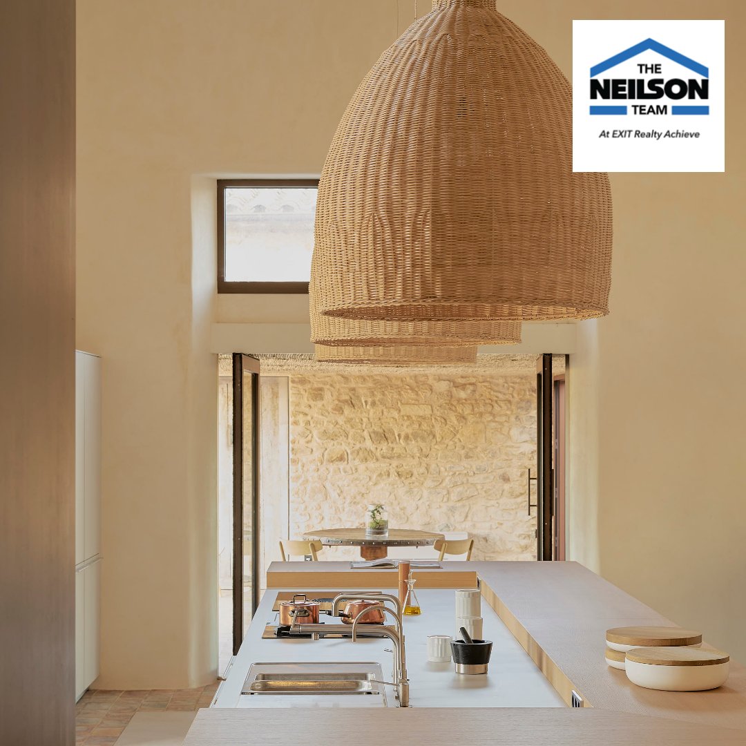 AIORealEstate's tweet photo. If you’re thinking about renovating your home before selling, consider targeting the kitchen and bathrooms and they are most likely to bring in the highest return and be most attractive to buyers!
#TheNeilsonTeam #EXITRealtyAchieve #UnitedMortgage #AllinOneRealEstate https://t.co/SR1pLgB7cR