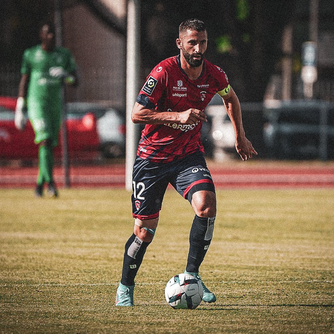 DAZN_BEFR's tweet photo. 🇫🇷 Clermont Foot - PSG
🕑 EN DIRECT à 21h00
📺 Eleven 4 via 👇
📱 https://t.co/SnGcSOinmT
🎙️ @KevinJonckheere

#CF63PSG https://t.co/PBC1jENbQE
