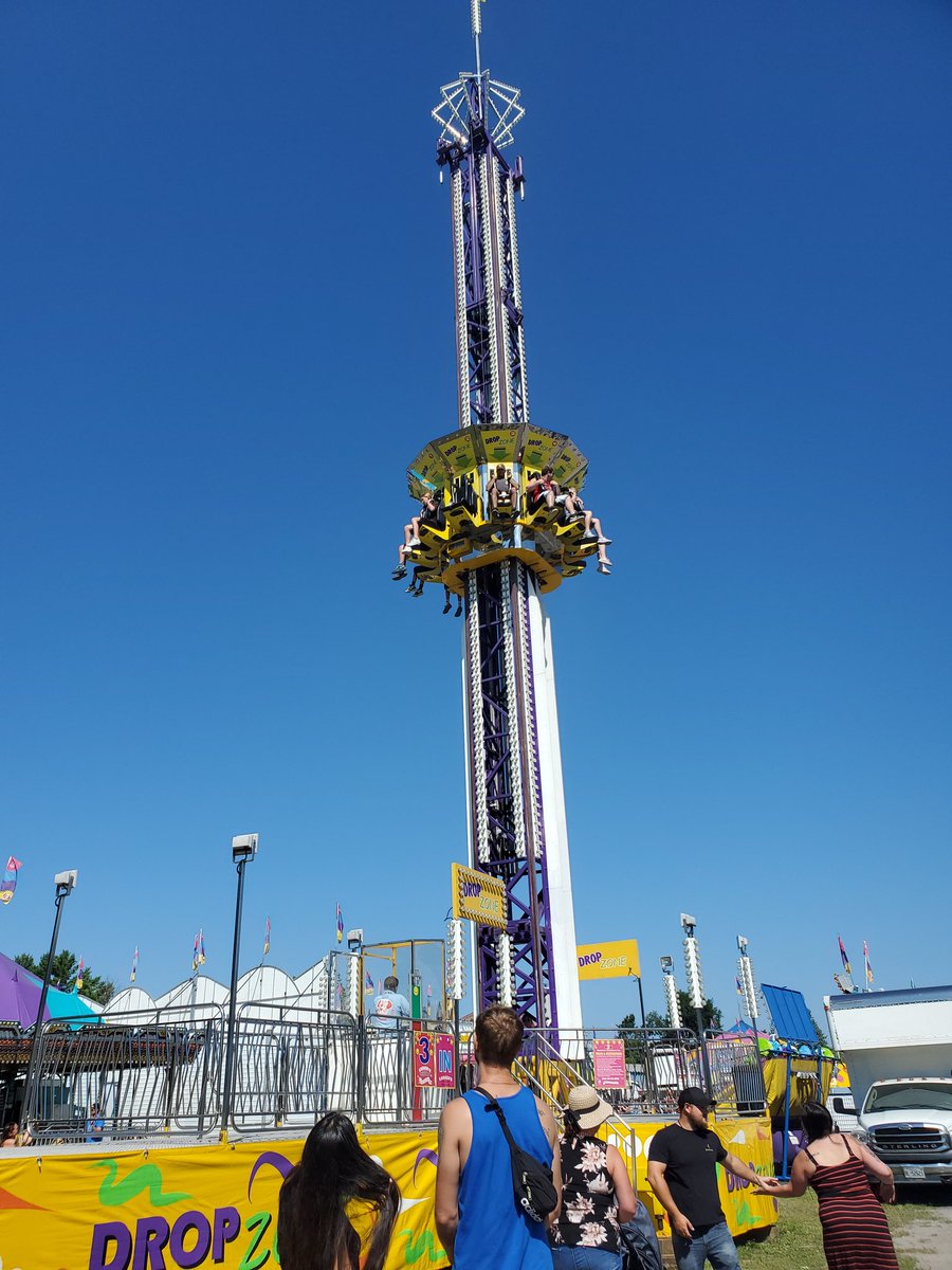 david_jsmith's tweet photo. I'm here at the Navan Fair with @SamLapradeCFRE and @CityNewsOttawa. Just completed a tour of the grounds and let me tell ya folks this is the place to be today in Ottawa. So many great offerings We're live from Noon-2pm! https://t.co/eSbDjmtG4j #ottnews #navanfair https://t.co/3xpKiTpfX7