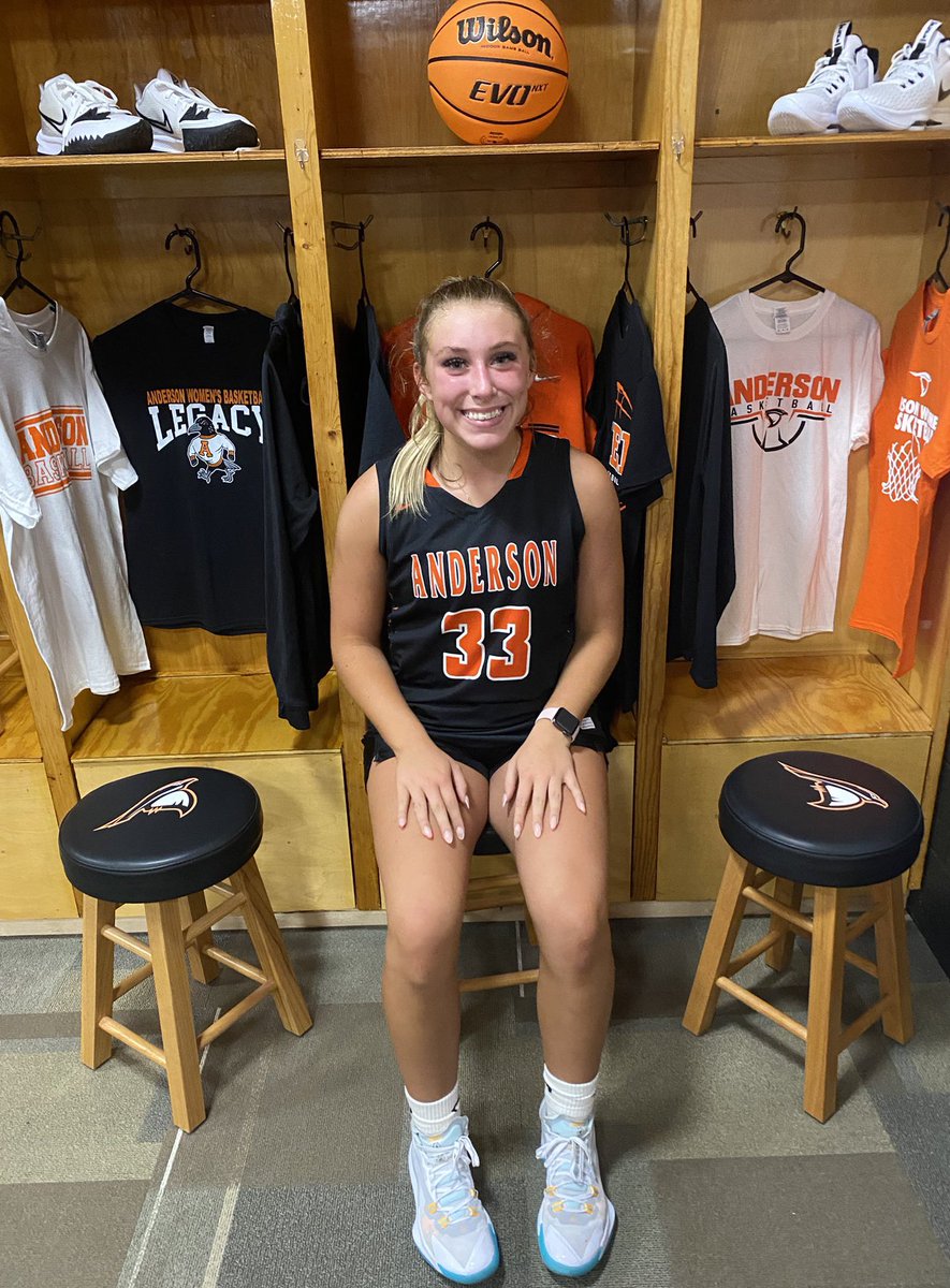 Lillian Tolmen tweet media