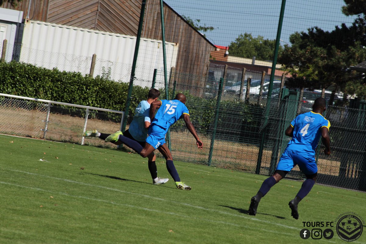 ToursFC's tweet photo. ✅ Le Tours FC remporte le Tournoi Thomas Rodriguez !

En s’imposant 2-0 face à l’AOCC, les Ciel &amp; Noir se retrouvent 1er du classement de la 2ème édition de ce tournoi 💪
⚽️ Lopes 
⚽️ Badirou 

Félicitations à tout le groupe 💪🔵⚫ https://t.co/1Qj6Xqutvd