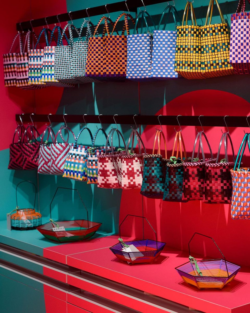 cppluxury's tweet photo. MARNI opens #MarniMarket #popup at Rinascente Firenze (Florence)
#Marni #MarniOnMe #luxury #Rinascente #FirenE #Florence #luxury #luxuryfashion #fashion @Hermes_Paris @Rinascente https://t.co/IEsLbm5mPI