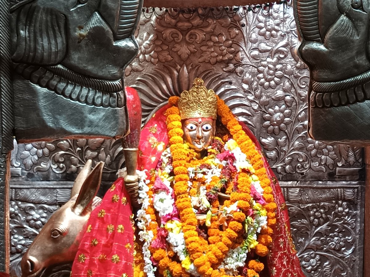piyush_mishra_'s tweet photo. माँ शीतला.... #शक्तिपीठ
#Kadadham #कड़ाधाम
#kaushambi https://t.co/K1IA29jSY8