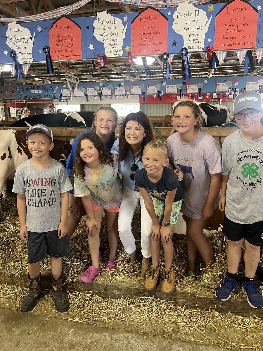 RebeccaforReal's tweet photo. Voters at the Ozaukee County Fair need leadership to protect the ballot box, take back our streets, and empower parents! #TakeBackWI https://t.co/TAgEMYkk7a