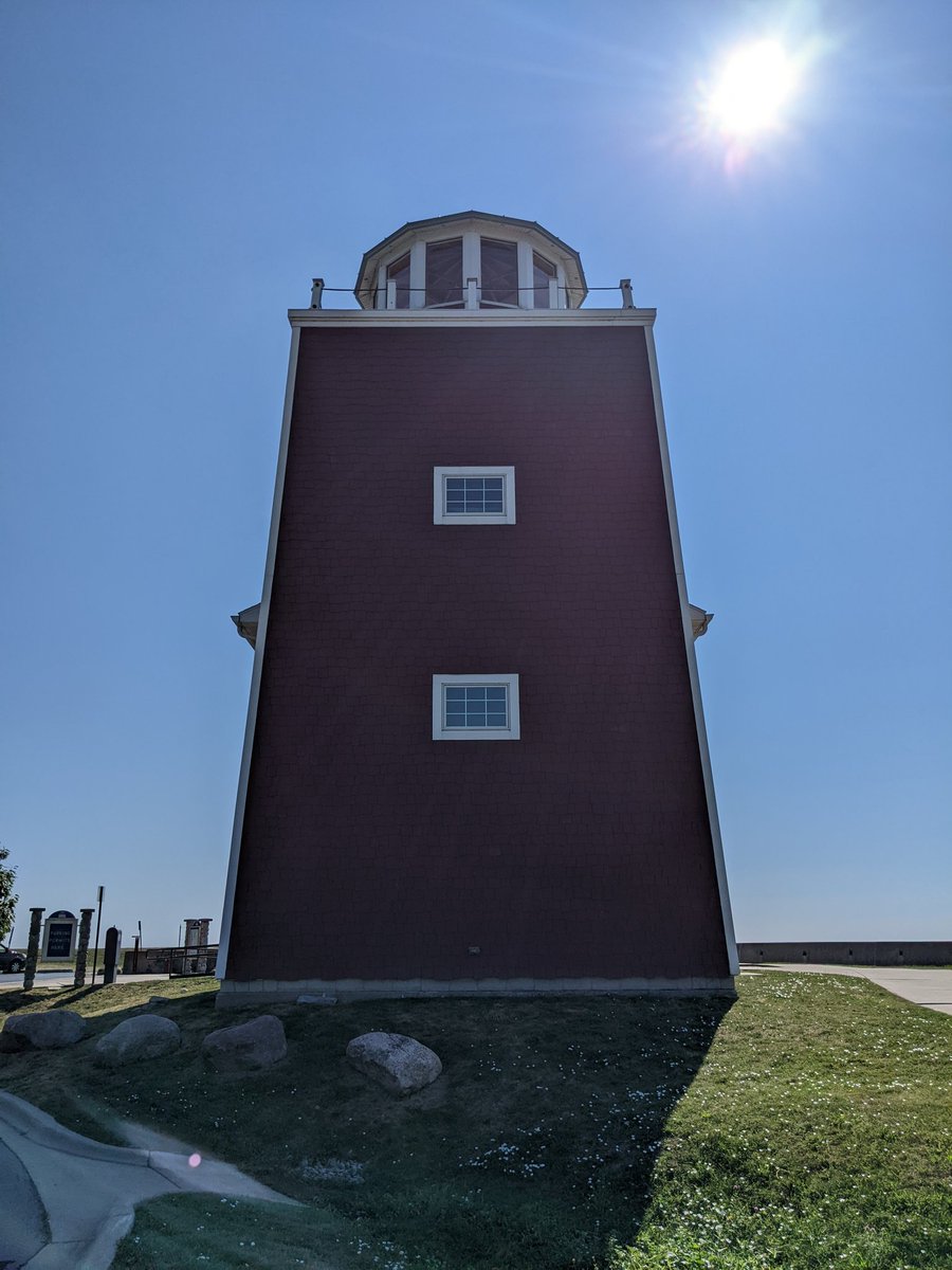 Getting ready for the new year. You must take time to clear your head and refresh.💆‍♀️😎  Putting my aquatic skills to good use!

#WeAreCMS
#Just4Kids
#TheClevelandWay