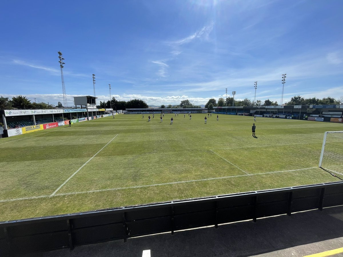 Kizzyetrance's tweet photo. Saturday 6th August 14:30ko
Match 40 of 2022/23
🏟 Belle Vue, Rhyl - new ✅
@rhylfc 4
@RhostyllenFC 2
@ArdalNorthern North West Division
#groundhopping #kizzyscornerpics #SunnyRhyl #Rhyl #ArdalNW #Rhostyllen #Cymru #Wales https://t.co/VD8TNpVHE5