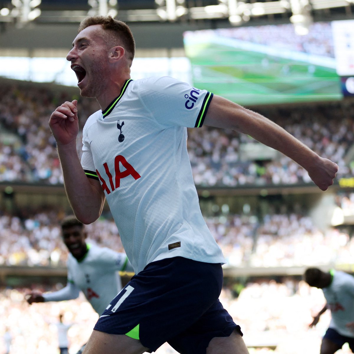 🇸🇪 “Gimme, Gimme, Gimme…”