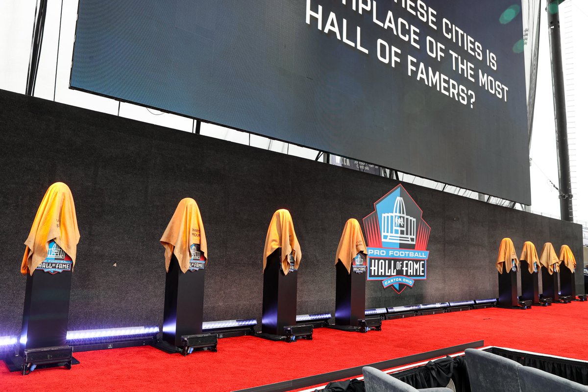 nflnetwork's tweet image. Almost time 🙌

📺: #PFHOF22 Enshrinement – 12pm ET on NFL Network