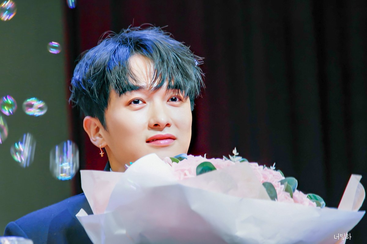 Bright_day415's tweet photo. 생일축하해요나의별
#HAPPY_JAEDUCK_DAY 
행복한하루기쁜하루보내요
#김재덕_생일축하해
고마워요늘응원할게요 https://t.co/d8FiFbEmHw