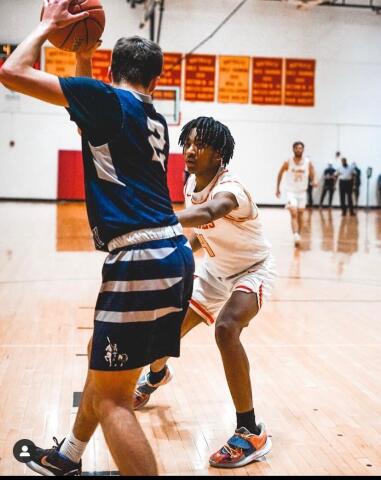 ATTN: Recruiters -Landon Lockett Will only be a (JR). 6'1 killer instinct on defense. Just a very tough kid. One of our best athletes on the team. Can do it all Pass, Shoot, score, defense. One of our best two way players. Get hi on your radar‼️
<a href="/TribLiveHSSN/">TribLive HSSN</a> <a href="/LandonLockett4/">Landon Lockett</a>