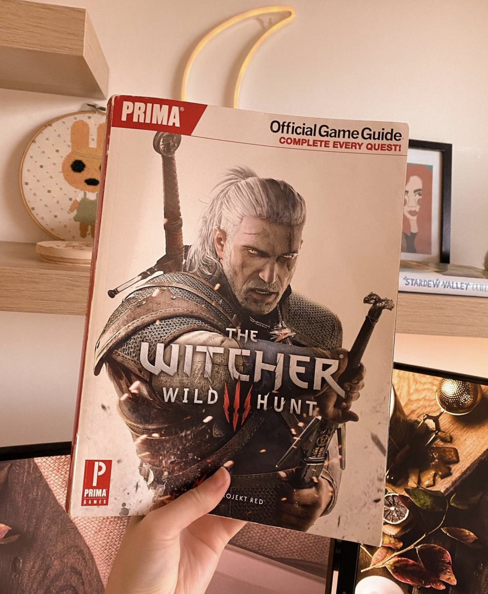 ShiroNoOne's tweet image. ثريد | منتجات راح تفيد الأشخاص اللي يجلسون بمكاتبهم لساعات طويلة 🪵