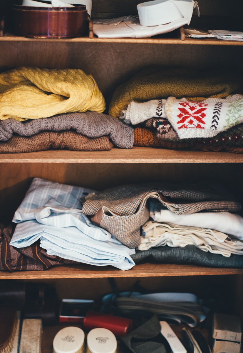 elaynecrain's tweet photo. From the blog: How thinking you have "nothing to query" or "nothing to share" may be a bit like thinking you have "nothing to wear." #writingcommunity #kidlit #pbchat #queryprep #critiquegroups
https://t.co/zNMQLe3VMC https://t.co/kN6MAmGWw9