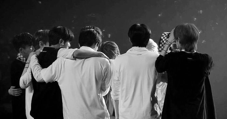 harutoholicc's tweet photo. 💐 happy anniversary my love my home my treasure! 💗💎 beneran ngerasain teuland adalah safe place banget, thank you for being here, i'm so grateful to be a part of this fandom 💎 i love you treasure, i love you teume!! https://t.co/Bns59UmC1l