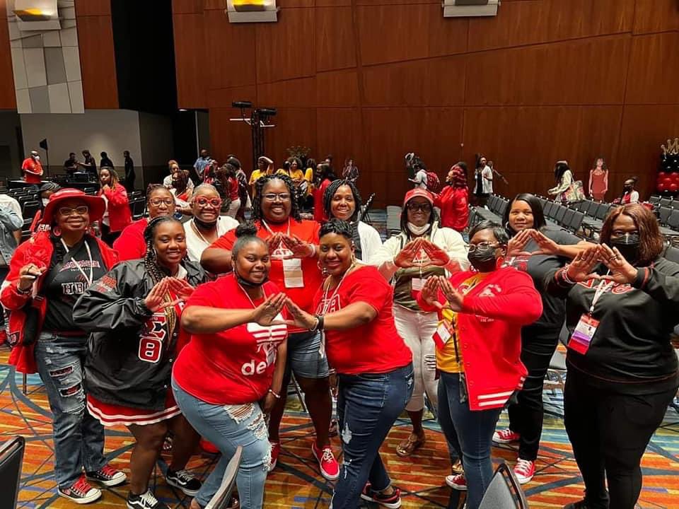 AlumnaeChapter's tweet photo. WPAC representing at the 2022 South Atlantic Regional Conference #SARC22 https://t.co/BiljPfvM8E