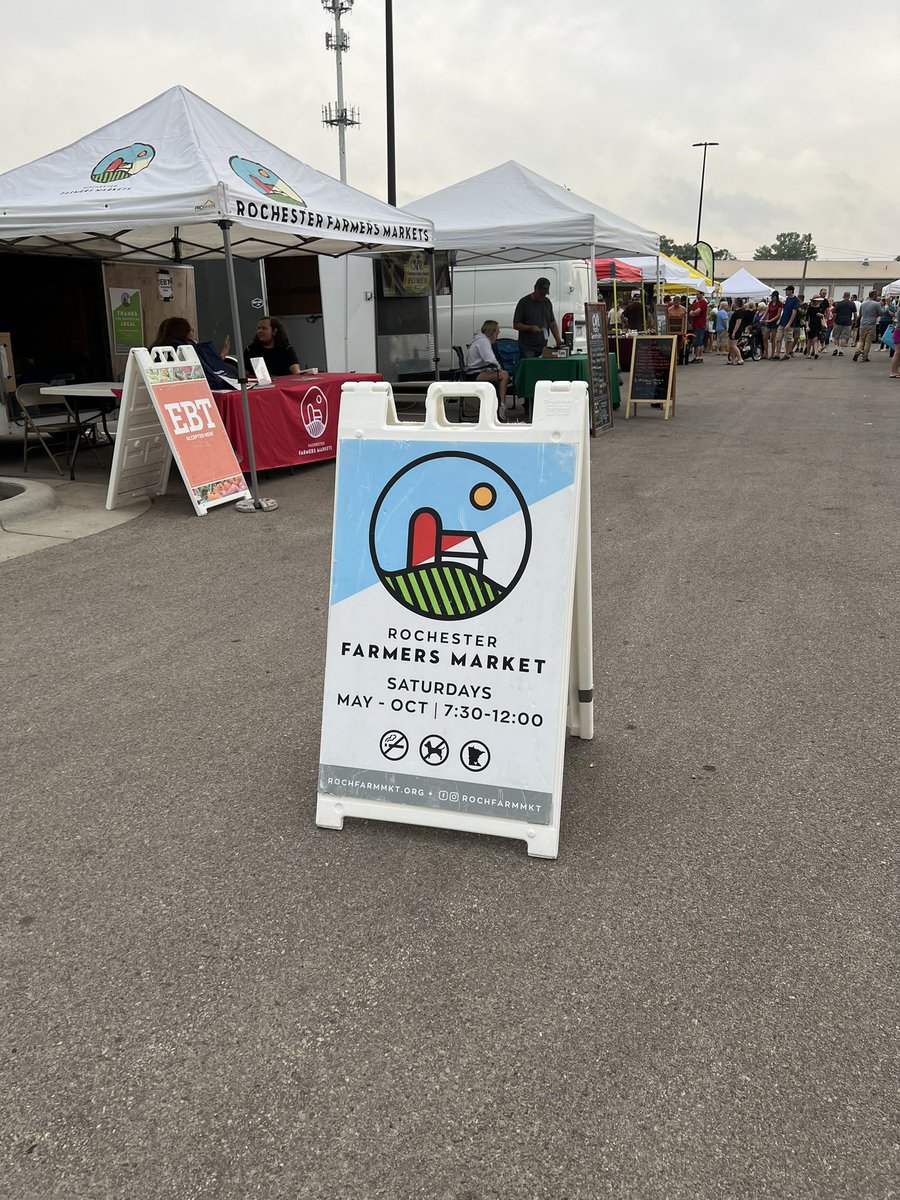 At the Rochester Famers Market for the day! Connecting with our healthcare workers from Mayo, talking about the amazing benefits offered to them 😊 <a href="/BOLDNP/">BOLD Northern Plains</a> <a href="/FirstNet/">FirstNet, Built with AT&T</a>