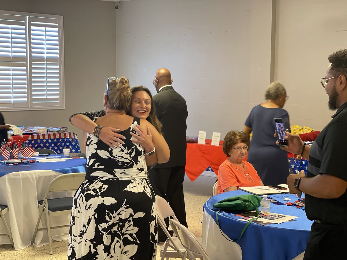 NikkiFried's tweet photo. Thank you to the Democratic Women's Club of Florida for allowing me to share my vision for Florida today.
Women’s rights are under attack, but we can defend them by electing our state’s first pro-choice governor this November. https://t.co/2S87fWz2CJ