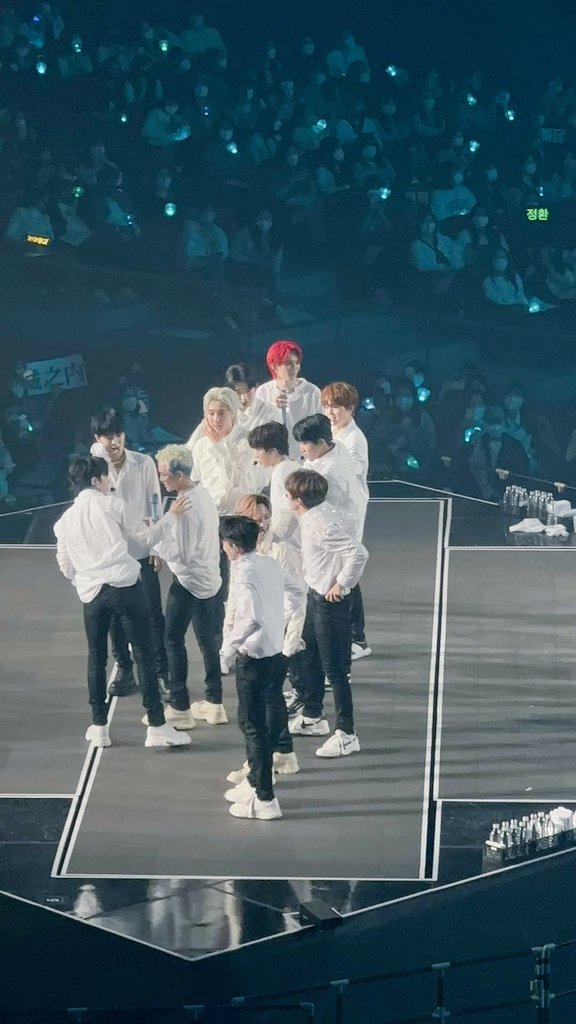 bin2000909's tweet photo. Happy 2nd anniversary to my beloved twelve boys 🥳 Thanks for being such as talented idols ❣️ I never regret that I   loved TREASURE 🤍

HAPPY TEU_YEARS TREA2URE
#TREA2URE_ANNIVER2ARY_2022 
#열두개의_보석_트레저_2��년
@treasuremembers https://t.co/l8HUZ5uSnF