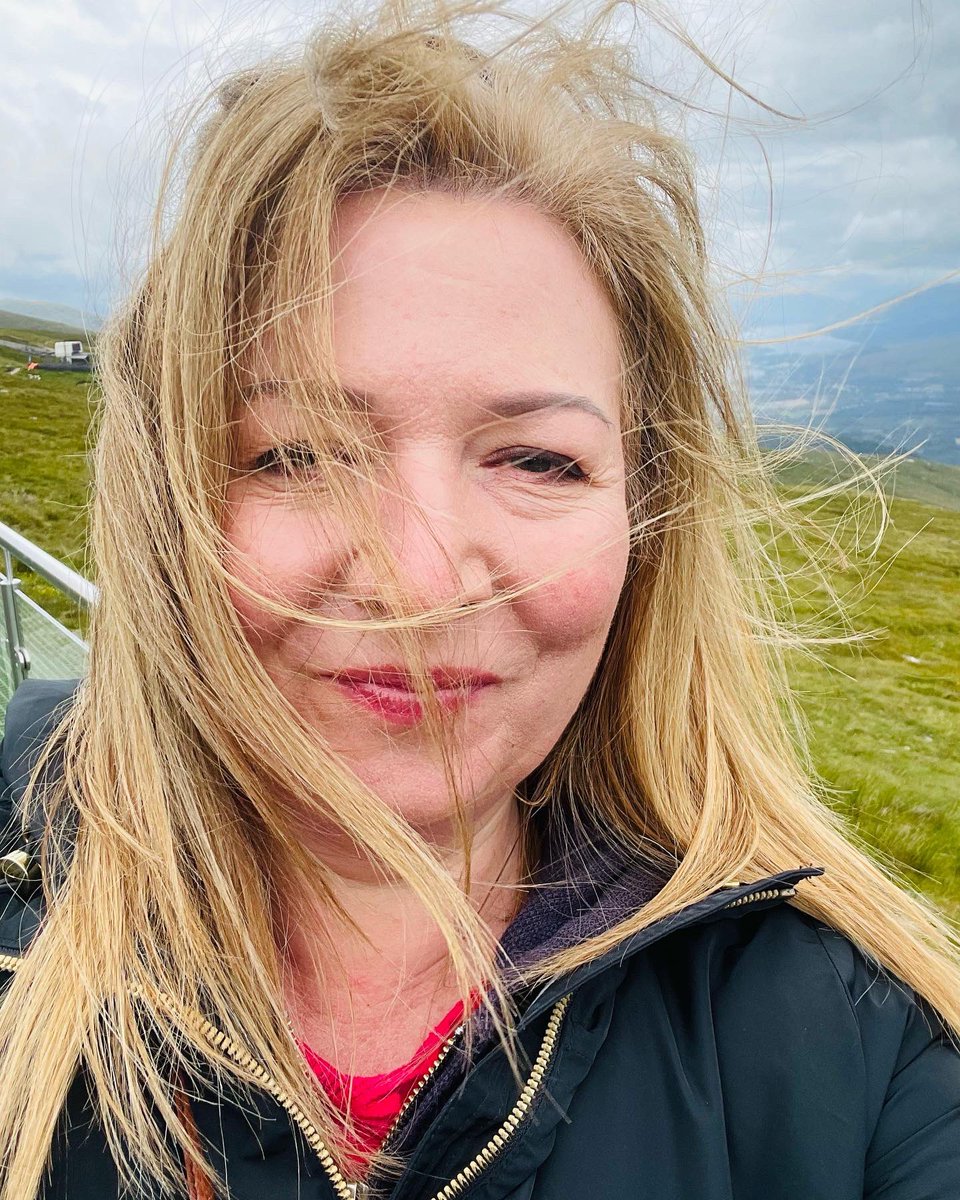 MrsAbo's tweet photo. When you try and take a picture halfway up the Ben Nevis Range 🤪 #bennevisrange #badselfies #windyashell https://t.co/TfB6kexOVt