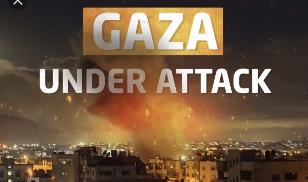 alqudsandalucia's tweet photo. #EstadoApartheidIsraeli amenaza con prolongar una semana la mayor ofensiva contra #Gaza  en más de un año
La aviación lanza continuas oleadas de bombardeos, que han causado al menos 14 civiles muertos. 

https://t.co/84sJ5A326i
 #BoycottIsrael @HWCPalestine https://t.co/kltG8H6FcP