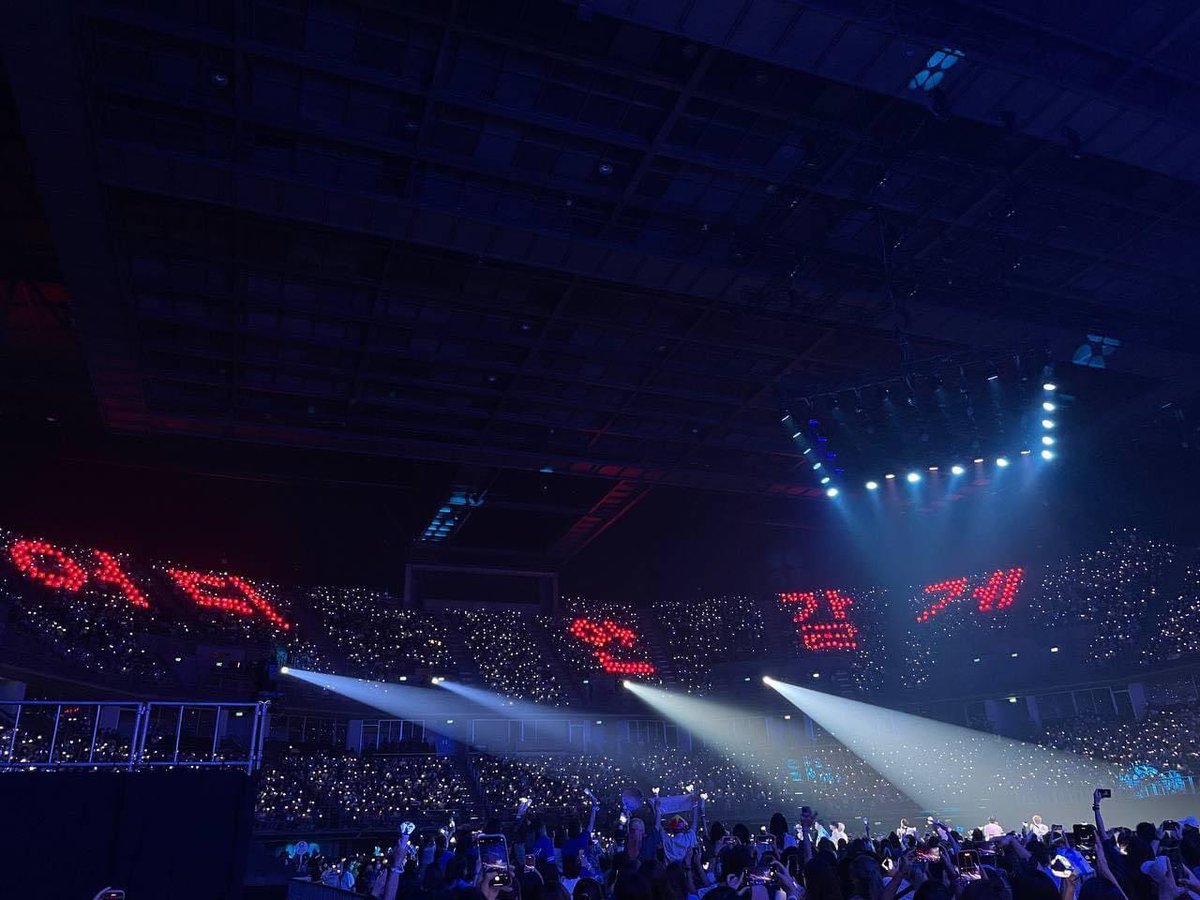 ForeverEnK's tweet photo. #StayStrongEunhyuk #StayStrongSuperJunior #StayStrongELF https://t.co/8TnMZV5fNm