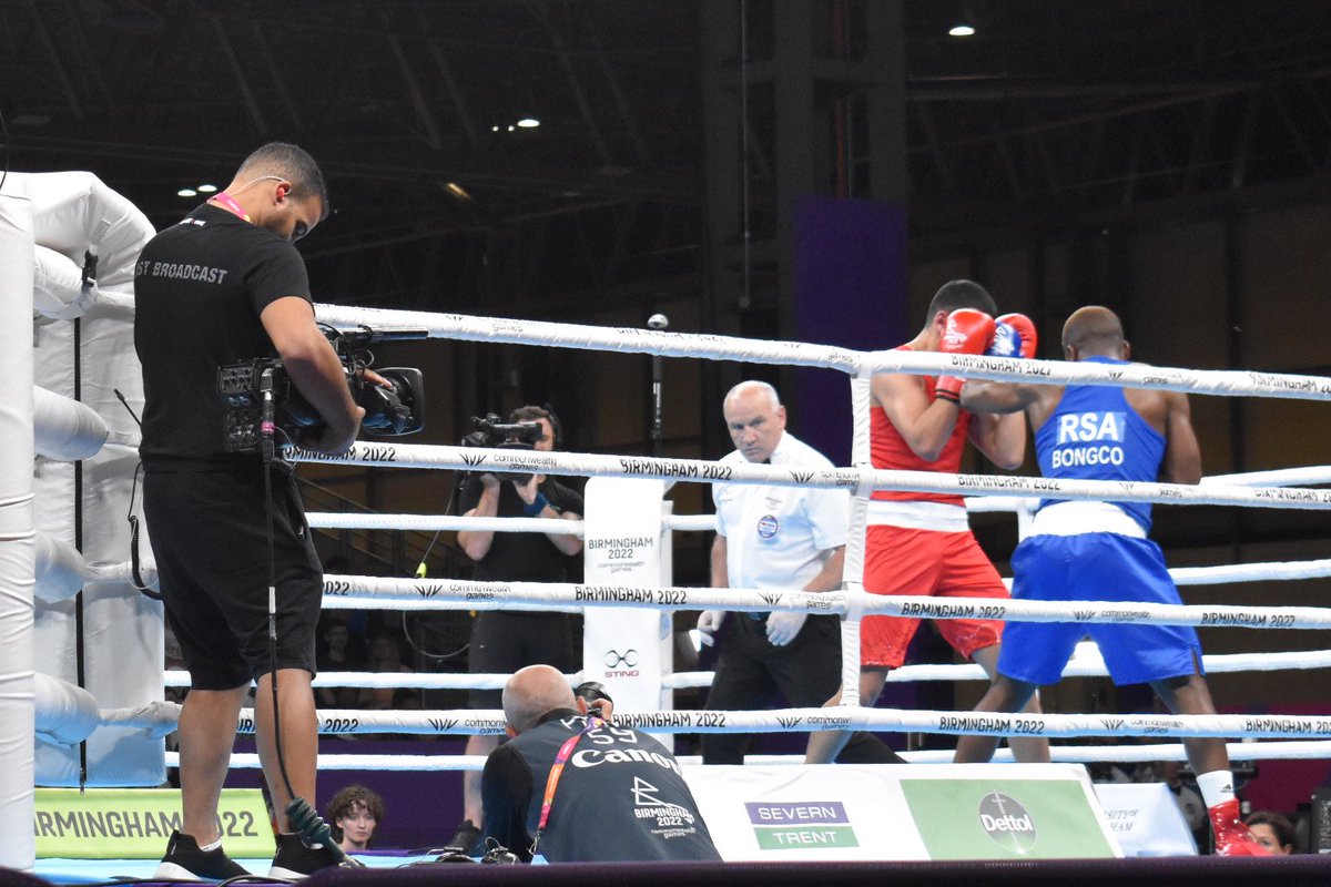 stevechalles's tweet photo. 2. #CommonwealthGames - Day 9: @Timeline_TV OB team in action at the Boxing at the NEC for Host @sunsetandvine. 

#B2022 #Birmingham2022 #outsidebroadcast #TimelineTV #SunsetandVine https://t.co/NpfYvQ3Xjx