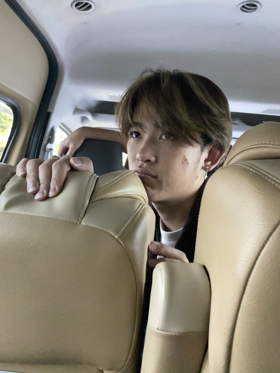 babypremmie's tweet photo. หรือไม่จริง ให้ภาพนั่งยัน #sungstarwin https://t.co/Q8JNizebNQ