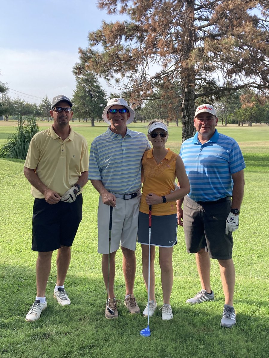 KingmanEagles's tweet photo. Great turn out at the KHS Hall of Fame Golf Tournament!  Witnessed some tee shots. https://t.co/sL5Ywaxwga
