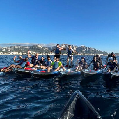 When #Seafoodlovers take to the sea with an Olympic champion! 🌊☀
A few days ago, Seafoodia organized a sea kayaking trip with Denis Gargaud, an internationally renowned French celestial artist.

A rich moment where everyone seemed to have enjoyed themselves 😊