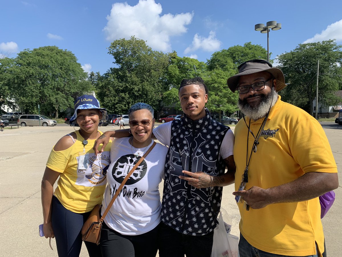 FisherMagnetUp's tweet photo. Fisher Block Party. 
DPSCD Expo Day 2022
Fisher Lower and Upper. https://t.co/r5YUCaXMLW