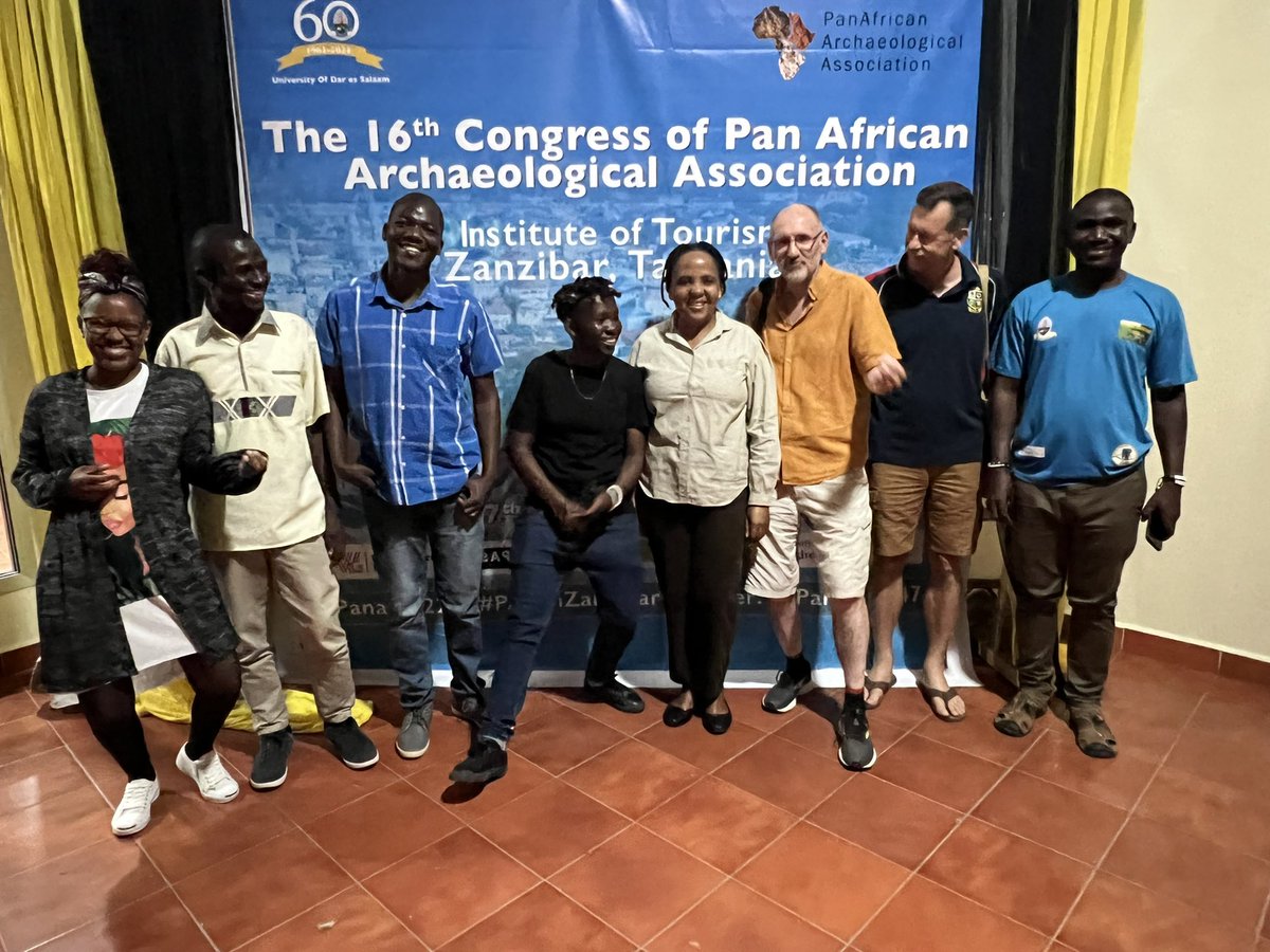 PanAf_1947's tweet photo. The students workshop has continued today and we thank @dickybates2 @resandmag got time to engage with colleagues from across #Africa. @mesagiya @chemical_tz @IchumbakiE @The_BIEA @eveha_archeo @akin_ogundiran @RobertEWitcher @AntiquityJ @urithiwetutz @UdsmOfficial #Panaf2022 https://t.co/TLw04pWAi4