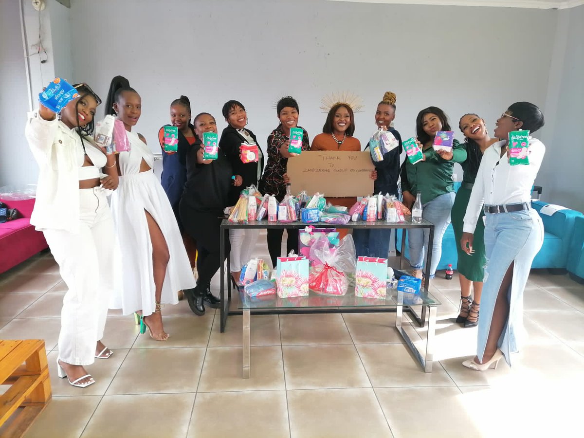 MphoMohudi's tweet photo. We did it it was trully a success for a first one.thanks to all the ladies who came and everyone who donated,keep them coming.❤🌻 https://t.co/dFn3jf9A3A