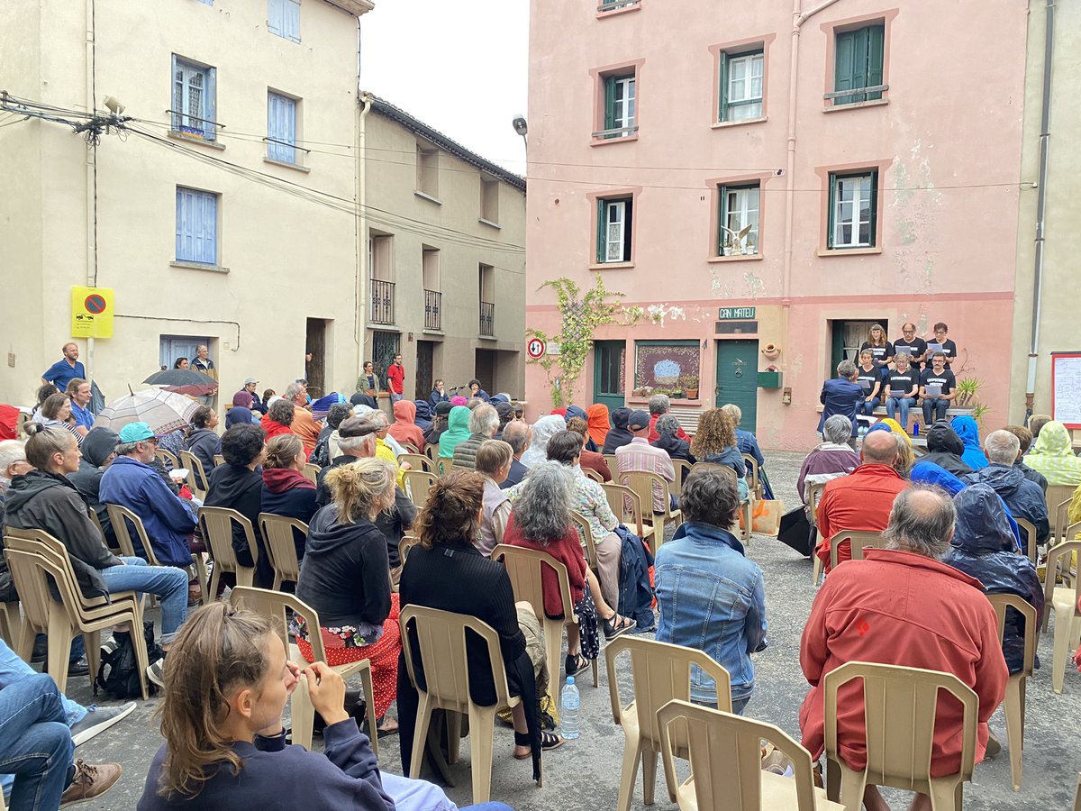 SionJerome's tweet photo. 🎭 Parmi les #1001festivals d’@Occitanie je souhaitais clôturer mon périple par #Coustouges dans les #PO &amp; le festival de théâtre #543 en ♥️ de village, modeste ambitieux &amp; généreux.
Belle rencontre avec Frederic Pierrot comédien de la série En Thérapie https://t.co/pvweFywwS4