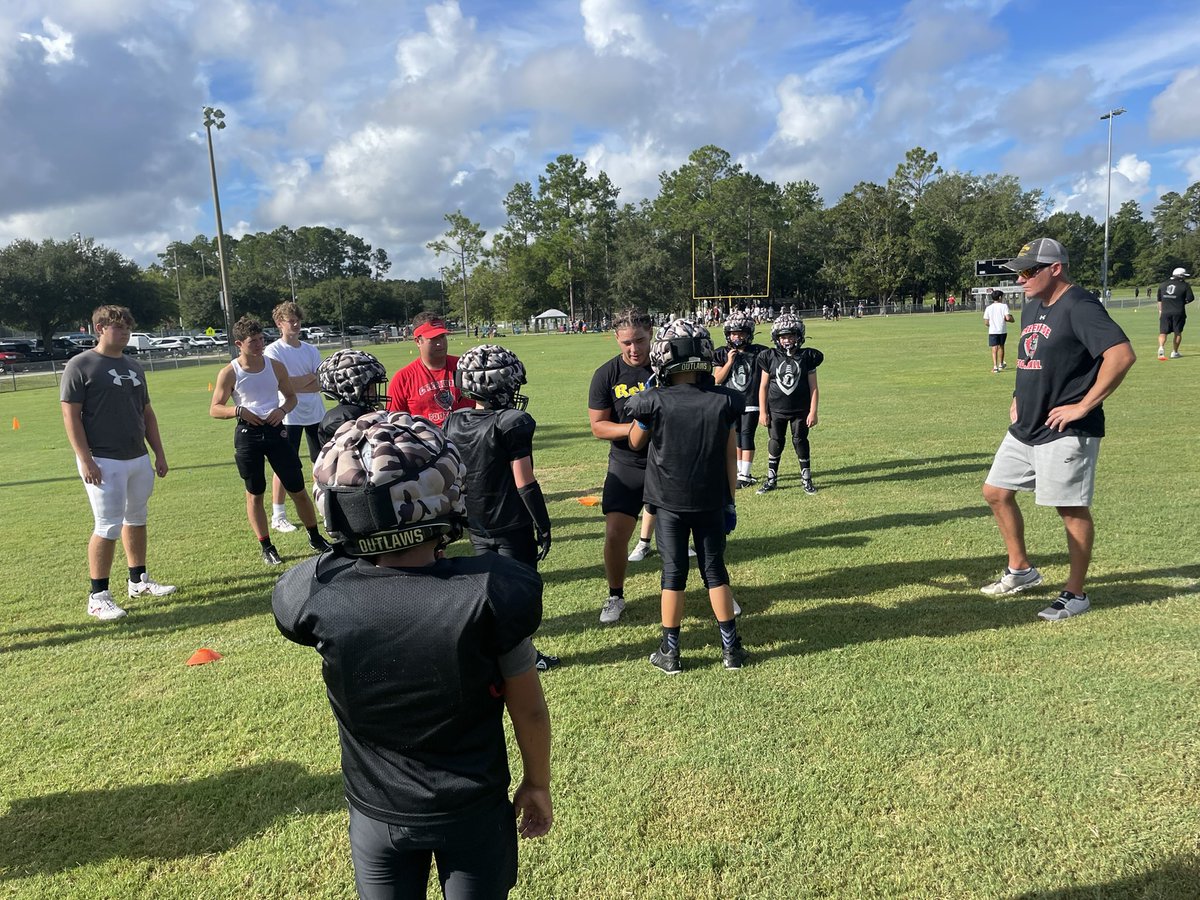 CREEKSIDE FOOTBALL tweet media