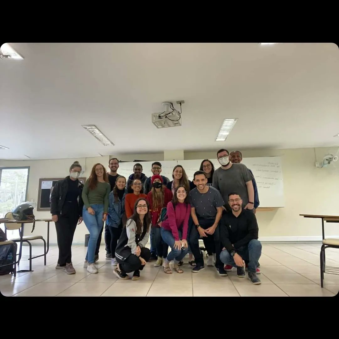 marciocfaria's tweet image. Hoje completo 12 anos de @UFJF_ e não poderia haver modo melhor de celebrar: dando aula! 

Sei que é sábado, mas tem dia melhor para falar sobre exceção de pré-executividade? :)

#facdir #direitoufjf #ufjf