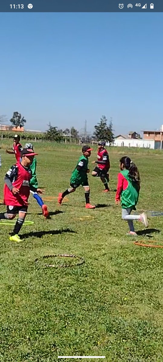 Edithsosa75's tweet photo. #Semaforodeportivo activo en Cefor Santa Ana Hueytlalpan gracias @FAHHdeporte !! https://t.co/6YFe9DbPDw