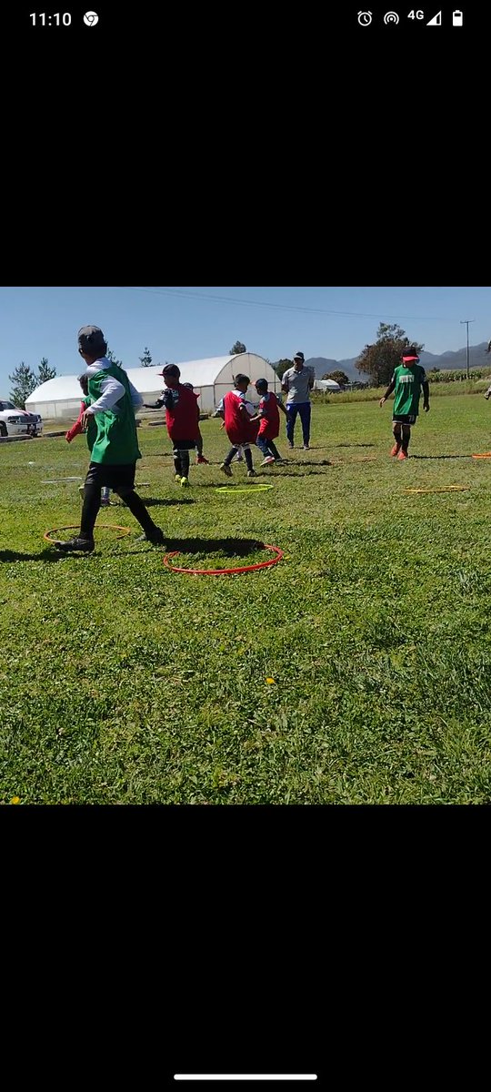 Edithsosa75's tweet photo. #Semaforodeportivo activo en Cefor Santa Ana Hueytlalpan gracias @FAHHdeporte !! https://t.co/6YFe9DbPDw