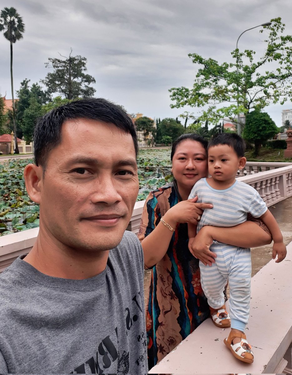 chanymao's tweet photo. Spending time with my family 👪 is to promote our lifestyle and happiness 😊 https://t.co/lxoJMtmQ4W